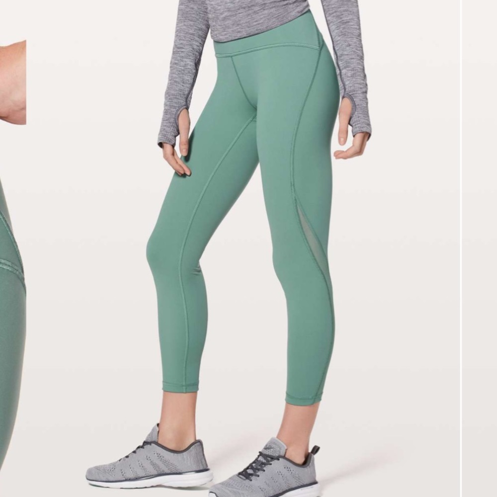 Lululemon Train Times 7/8 Pant *25"
Celadon Size 6